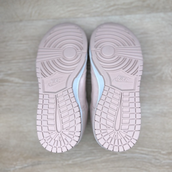 Nike Dunk Low Premium MF “Pink Oxford” - Picture 6 of 6